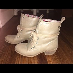 Roxy booties